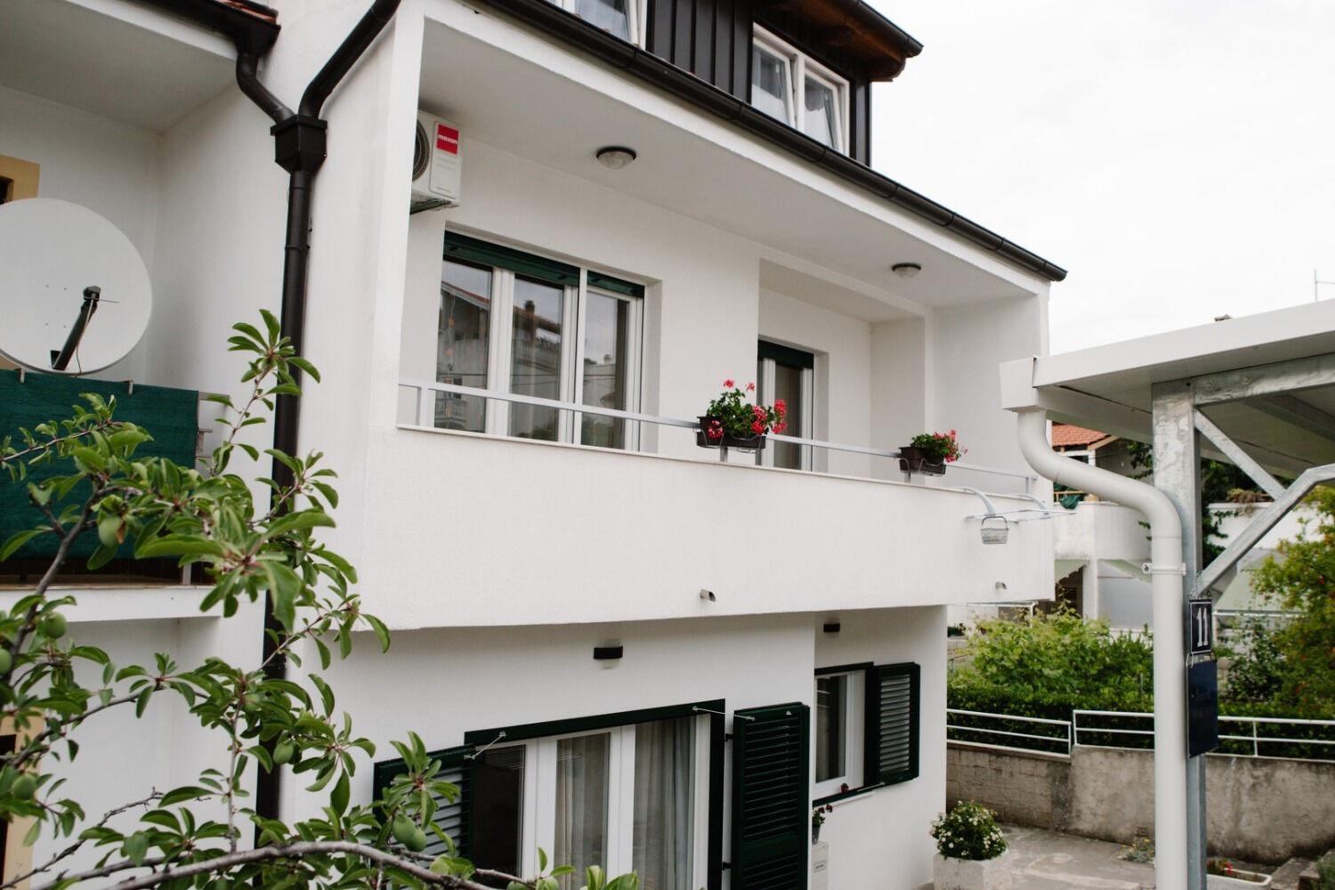 Apartments Petri - Close To The Sea Тисно Экстерьер фото